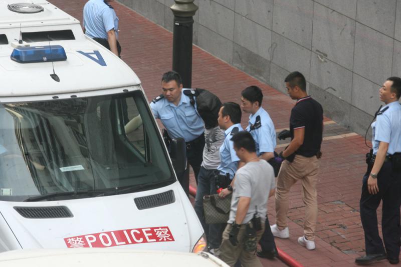 BJL平台|为“脸”而战，电影《借脸》揭秘娱乐圈终极潜规则