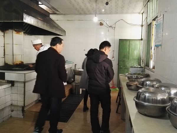 BJL平台-《蓝精灵:寻找神秘村》搞怪进军奥斯卡 精灵家族上演超萌模仿秀(图3) BJL平台集团