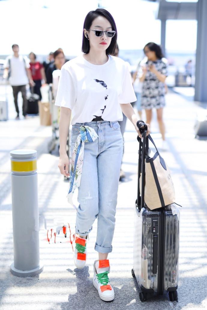 BJL平台-《蓝精灵:寻找神秘村》搞怪进军奥斯卡 精灵家族上演超萌模仿秀(图1) BJL平台集团